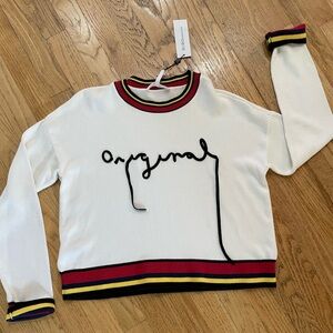 BCBG Small boxy crop sweater. Size S, very soft, very “original”